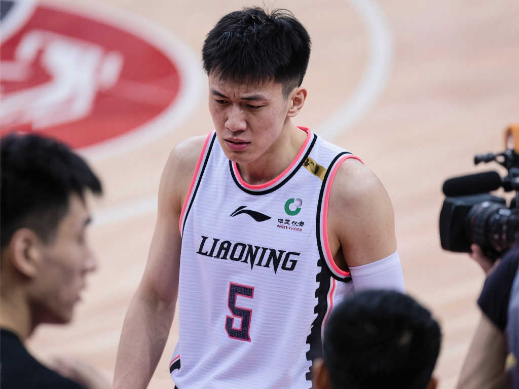 都在他的掌 都在他的掌